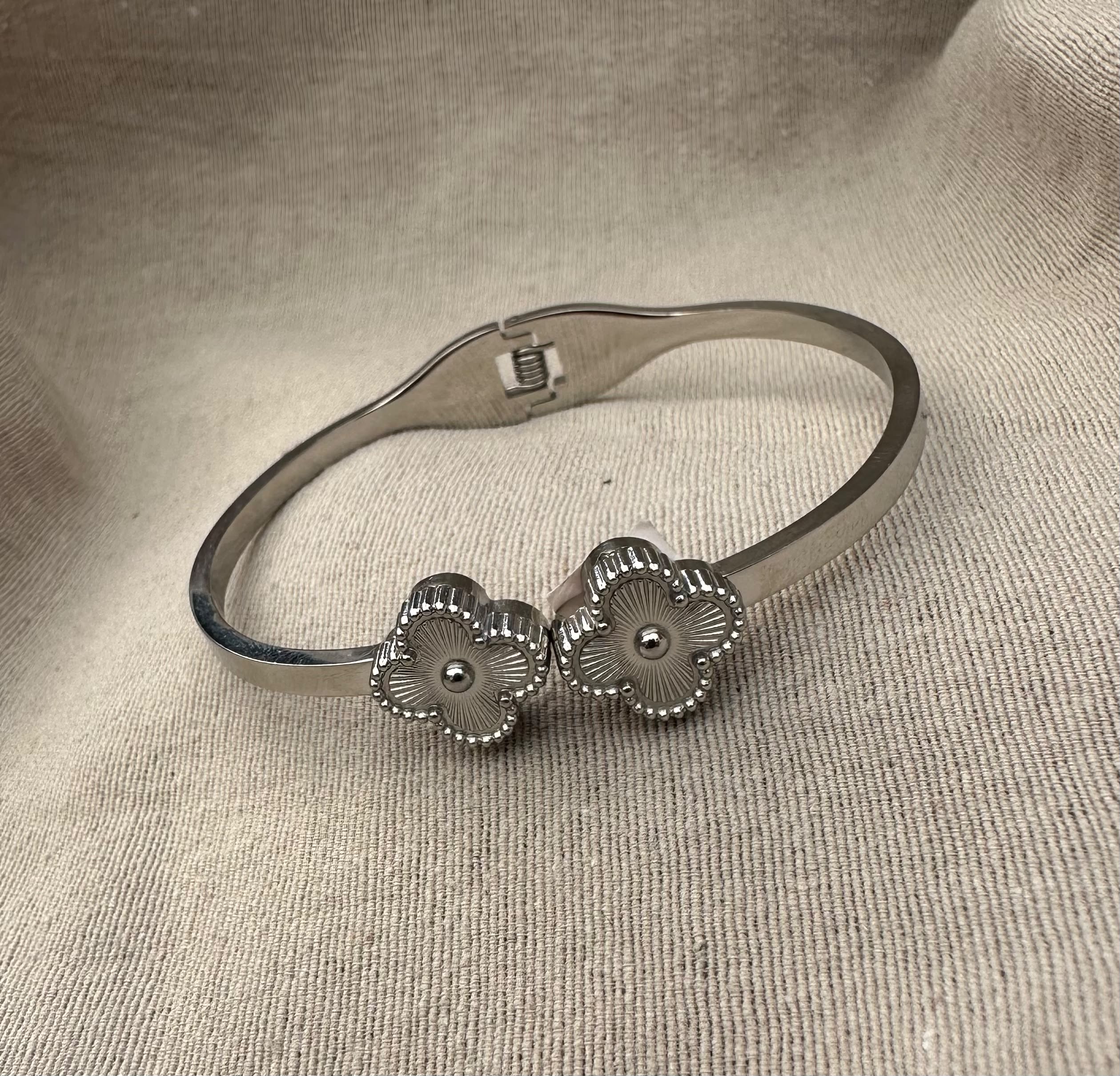 Pulsera Doble Trébol 