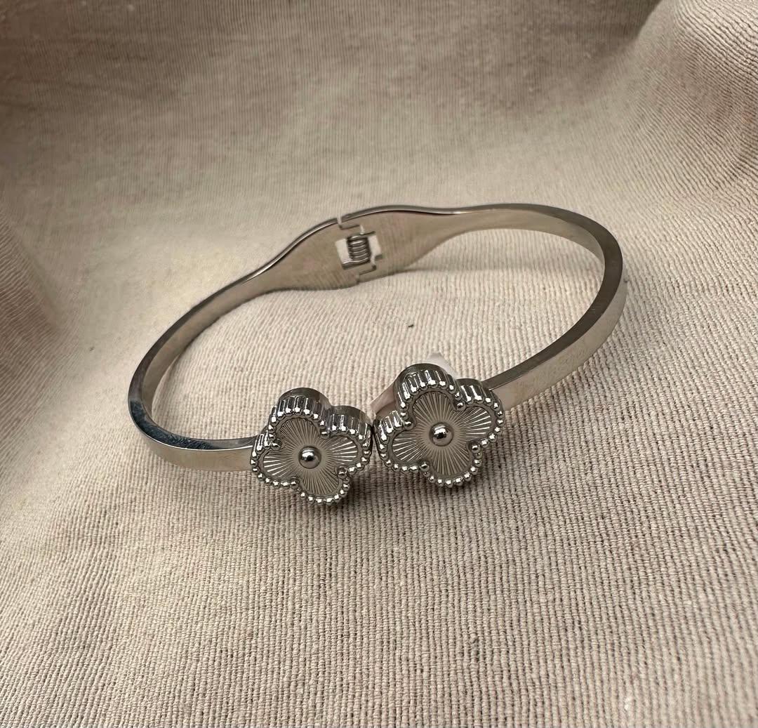 Pulseras Doble Trébol 